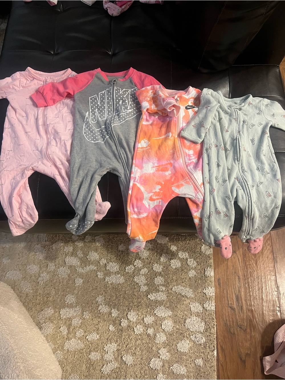 Infant pajamas/outfits